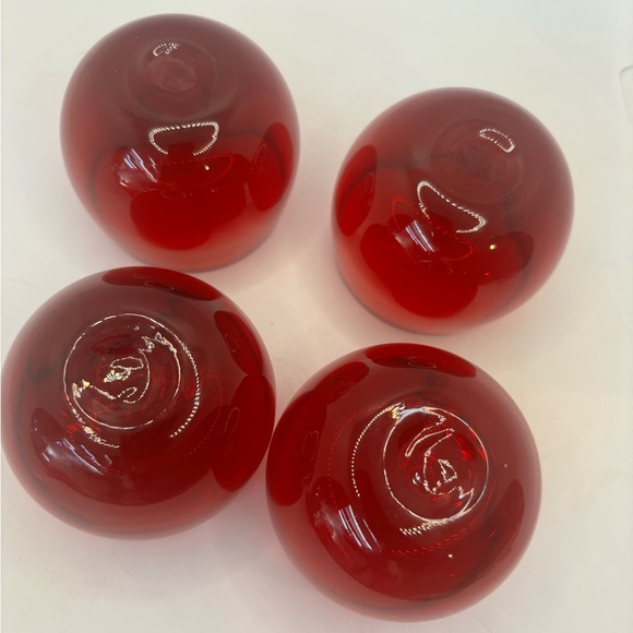Set of four vintage ruby red small glasses - Picture 5 of 7